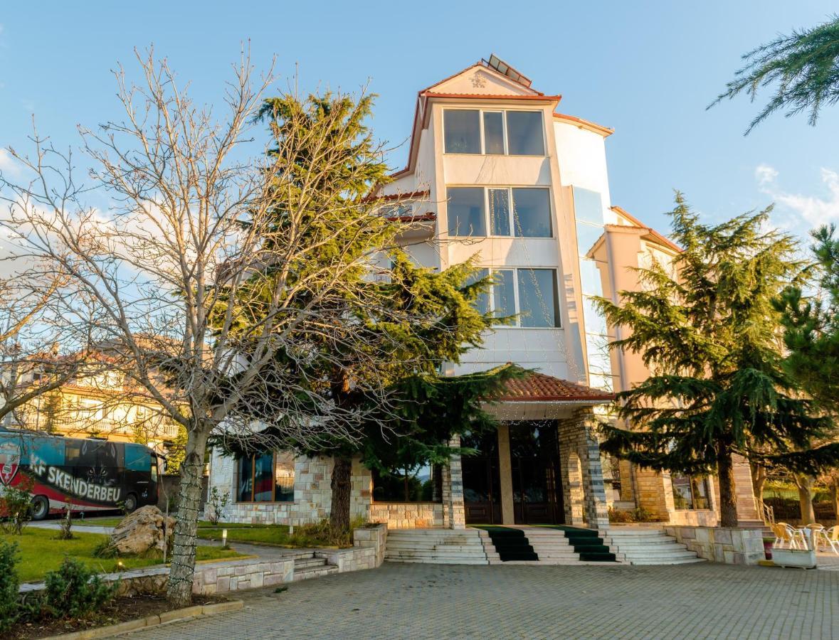 Hotel George Korce Exterior photo