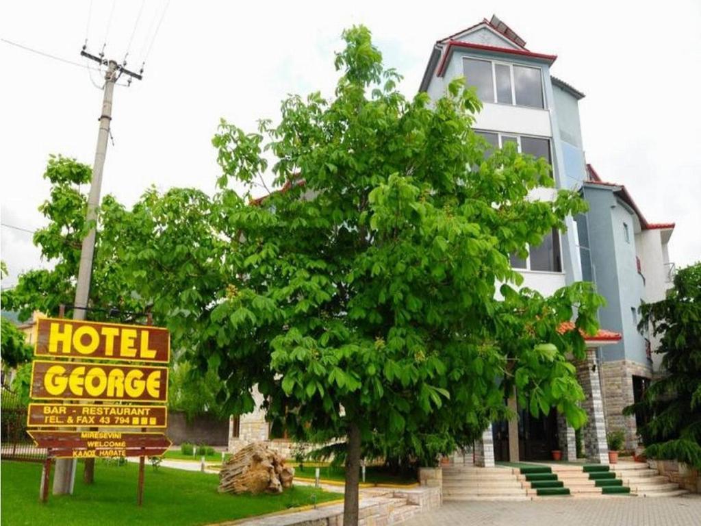 Hotel George Korce Exterior photo